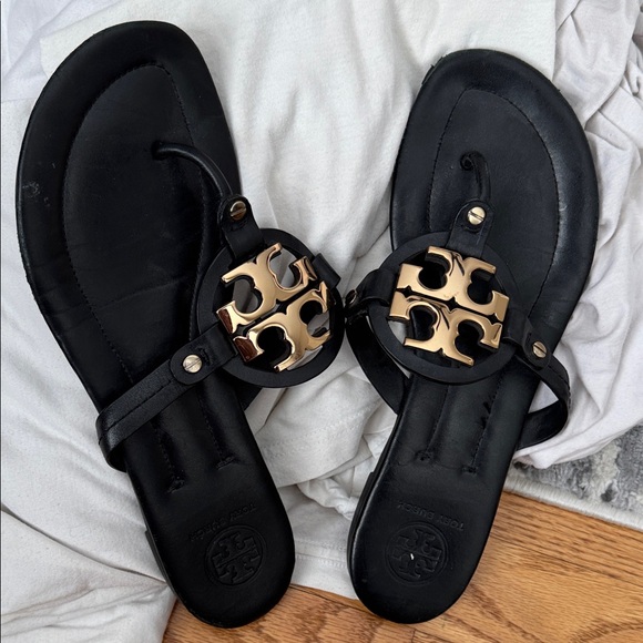 Tory Burch Black Sandals with Gold Emblem - Picture 1 of 4